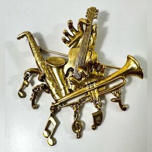💛Vintage AJC “Jammin” Musical Jazz Gold Tone Brooch